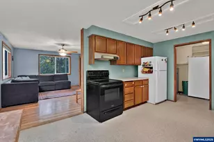 30450 Butte Creek Rd, Lebanon, OR 97355 - Photo 8