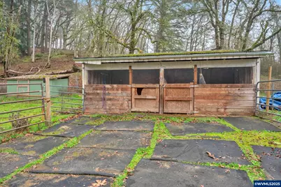 30450 Butte Creek Rd, Lebanon, OR 97355 - Photo 20