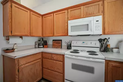 1625 SE Cortland (&amp; 1627) Av, Dallas, OR 97338 - Photo 10
