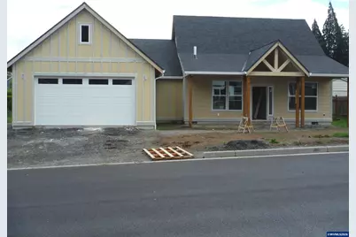 212 NE Broadway St, Sublimity, OR 97385 - Photo 4
