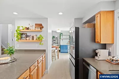 2109 N Valeri Dr, Newberg, OR 97132 - Photo 12