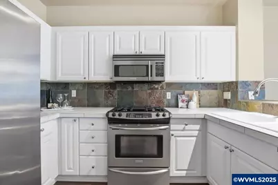 541 Inverness Dr SE, Salem, OR 97306 - Photo 14