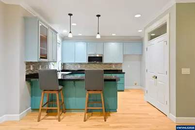 1321 Chapman Hill Dr NW, Salem, OR 97304 - Photo 16