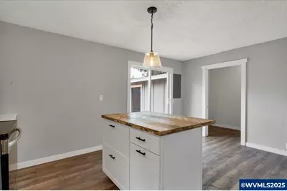 712 12th Av, Sweet Home, OR 97386 - Photo 32