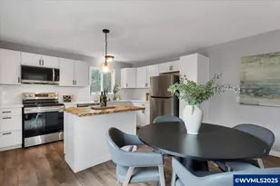 712 12th Ave, Sweet Home, OR 97386 - Photo 10