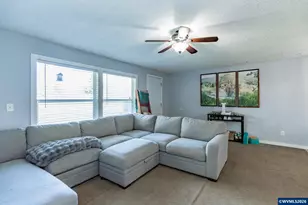 1535 Maple Pl, Lebanon, OR 97355 - Photo 4