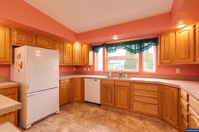 1156 SW Westvale St #197, McMinnville, OR 97128 - Photo 6