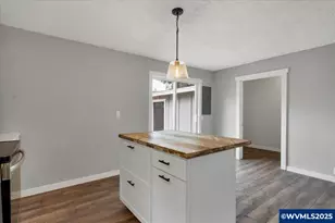 712 12th St, Sweet Home, OR 97386 - Photo 34