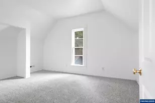 205 E Pine St, Lebanon, OR 97355 - Photo 28