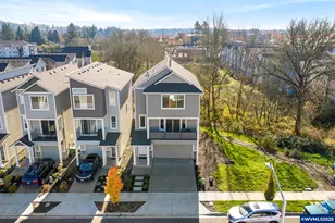 4236 E Willakenzie St, Newberg, OR 97132 - Photo 2
