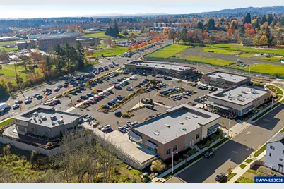 4236 E Willakenzie St, Newberg, OR 97132 - Photo 46