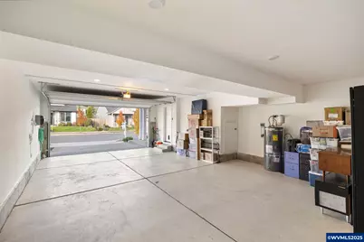 4236 E Willakenzie St, Newberg, OR 97132 - Photo 32