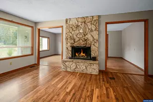 10343 Brick Rd SE, Turner, OR 97392 - Photo 8