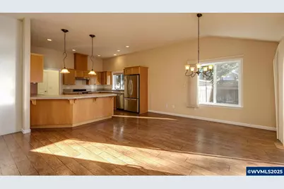 940 Hayes St, Mount Angel, OR 97362 - Photo 8