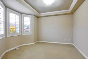 429 Turnberry Ave, Woodburn, OR 97071 - Photo 4