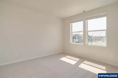 364 Greencrest St NE, Salem, OR 97301 - Photo 16