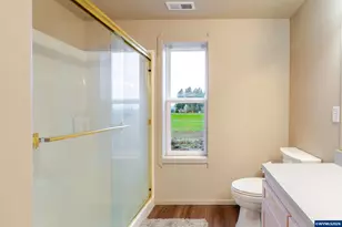 40759 McDowell Creek Dr, Lebanon, OR 97355 - Photo 26