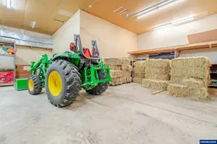 40759 McDowell Creek Dr, Lebanon, OR 97355 - Photo 32