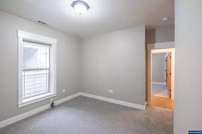 811 Northpoint Lp, Brownsville, OR 97327 - Photo 20