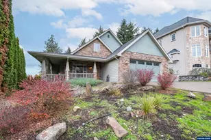 811 Northpoint Lp, Brownsville, OR 97327 - Photo 2