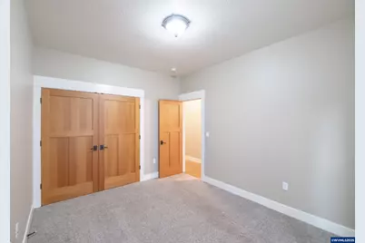 811 Northpoint Lp, Brownsville, OR 97327 - Photo 16