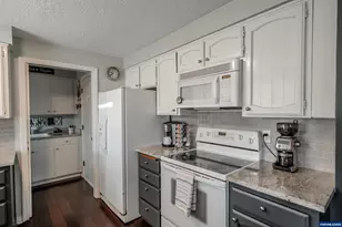 5275 Parker Ct S, Salem, OR 97306 - Photo 14