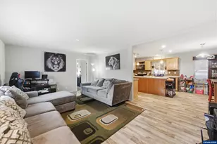 5217 Silver Lp NE, Salem, OR 97305 - Photo 4