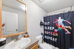 5217 Silver Lp NE, Salem, OR 97305 - Photo 22