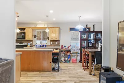 5217 Silver Lp NE #209, Salem, OR 97305 - Photo 12