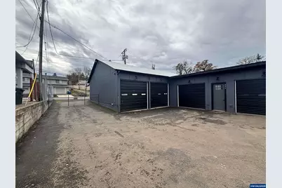 446 McClaine St, Silverton, OR 97381 - Photo 4