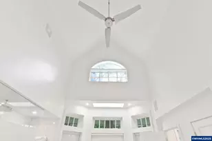 3200 Crestview Dr S, Salem, OR 97302 - Photo 22