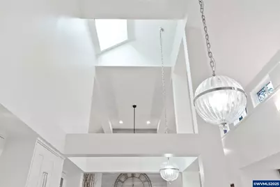 3200 Crestview Dr S, Salem, OR 97302 - Photo 10