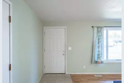 1625 Jackson St SE, Albany, OR 97321 - Photo 4