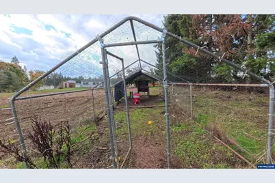 34125 E Lacomb Rd, Lebanon, OR 97355 - Photo 48