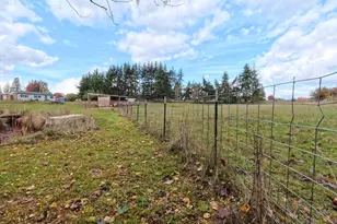 34125 E Lacomb Rd, Lebanon, OR 97355 - Photo 40