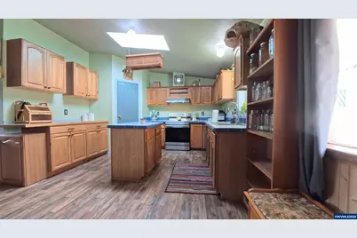 34125 E Lacomb Rd, Lebanon, OR 97355 - Photo 16