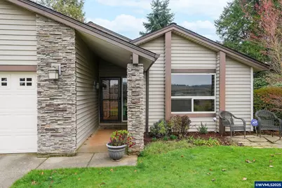 6782 Rainbow Dr SE, Salem, OR 97306 - Photo 12