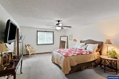 6782 Rainbow Dr SE, Salem, OR 97306 - Photo 22