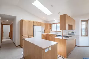 980 Cleveland St, Aumsville, OR 97325 - Photo 10