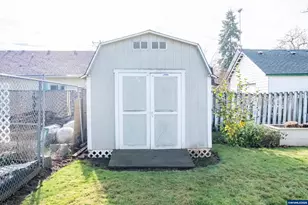 980 Cleveland St, Aumsville, OR 97325 - Photo 36