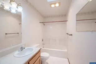 980 Cleveland St, Aumsville, OR 97325 - Photo 24