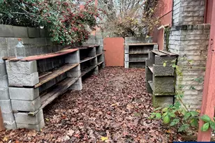 1874 CedarCrest Dr S, Salem, OR 97306 - Photo 28