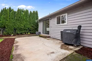 547 Fir St, Woodburn, OR 97071 - Photo 26