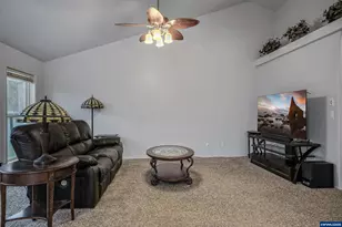 959 Stonebridge Ave NE, Keizer, OR 97303 - Photo 12