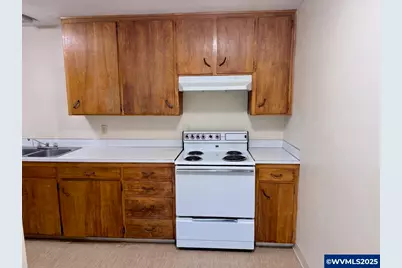 426 NW 11th St, Corvallis, OR 97330 - Photo 8