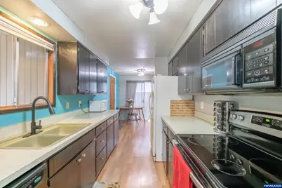 280 Honeysuckle St, Lebanon, OR 97567 - Photo 12