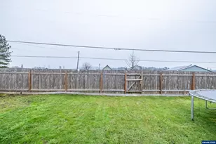 280 Honeysuckle St, Lebanon, OR 97567 - Photo 32