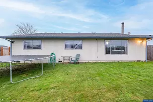 280 Honeysuckle St, Lebanon, OR 97567 - Photo 34