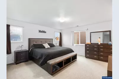 1241 Dahlia St, Woodburn, OR 97071 - Photo 12