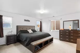 1241 Dahlia St, Woodburn, OR 97071 - Photo 12